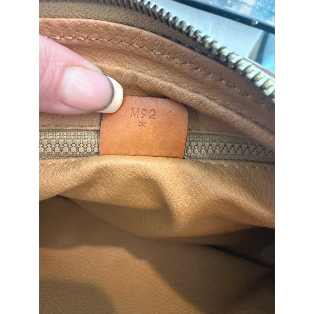 Celine Authentic Macadam Vintage Clutch - Picture 8 of 15